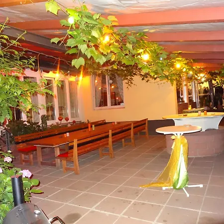 Hotel Hirsch 3*