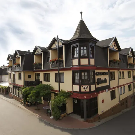 Hirsch Hotel 3*