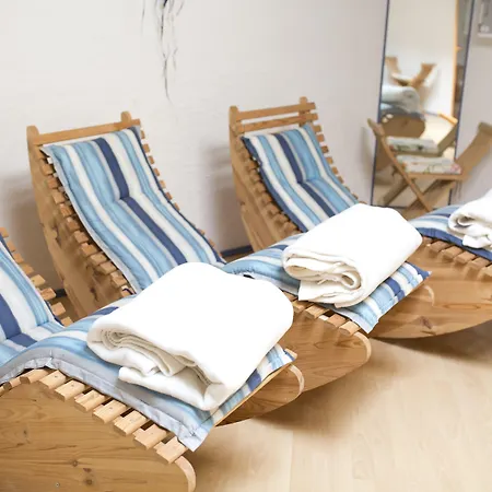 Hotel Hirsch 3*