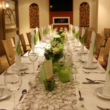 Hotel Hirsch 3*
