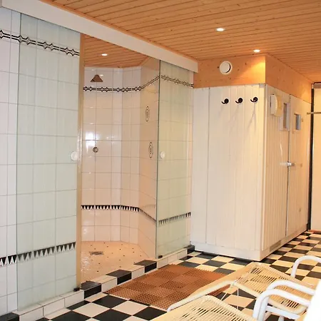 Hotel Hirsch 3*