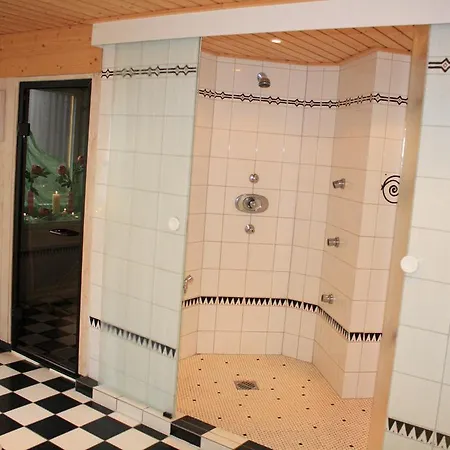 Hirsch Hotel 3*