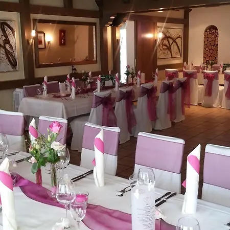 Hotel Hirsch 3*